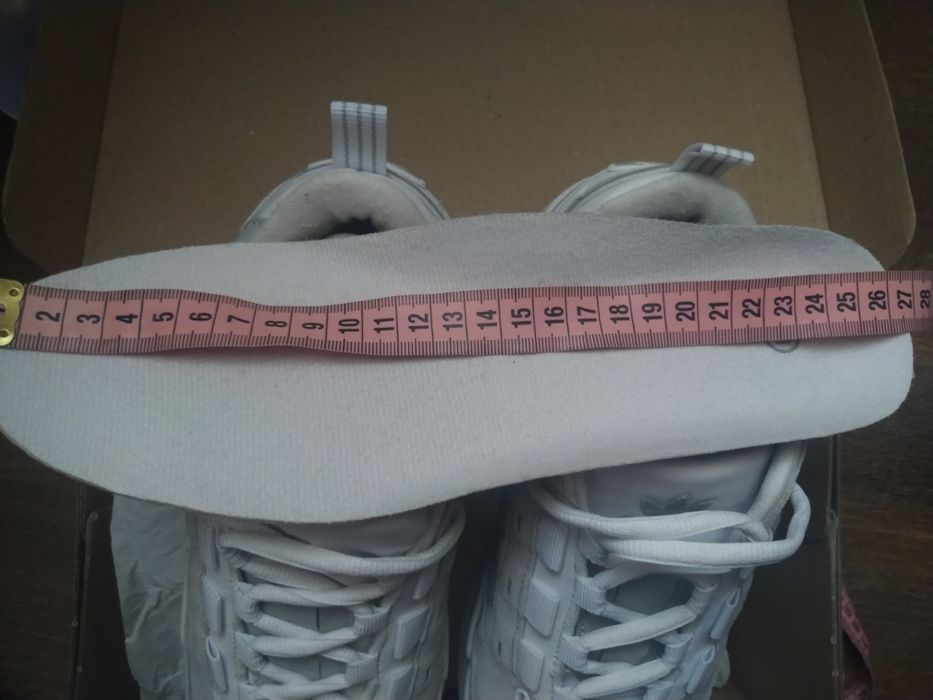 Кросівки Adidas оригінал,шкіряні