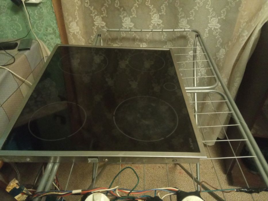 Встроенна електро поверхня