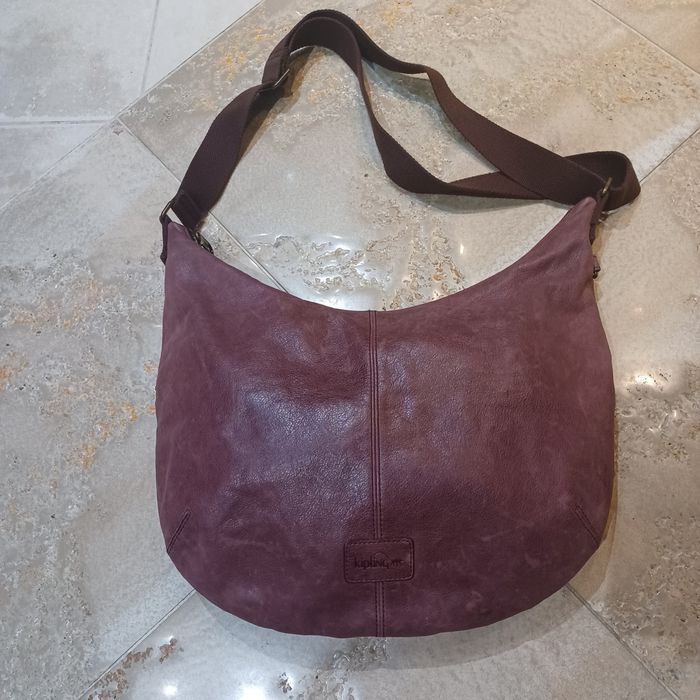 Duża torebka KIPLING skórzana  / salon 489 zł