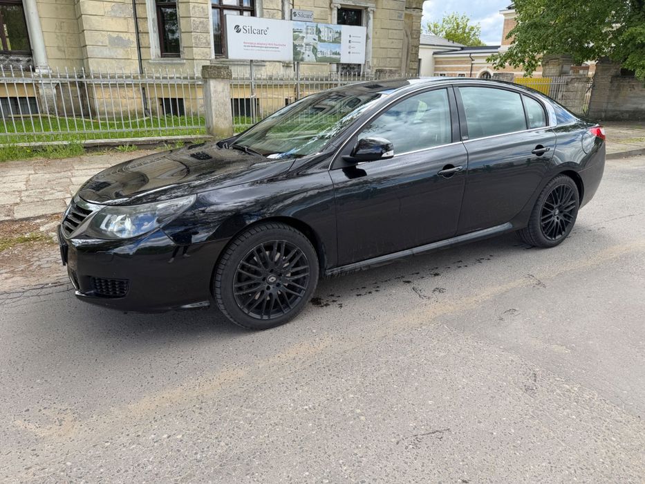 Renault Latitude 3.0dci v6 Initiale Paris