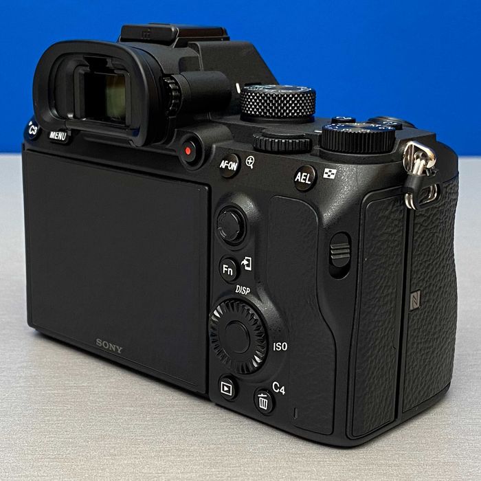 Sony Alpha A7 III (Corpo) - 24.2MP | 3 ANOS DE GARANTIA