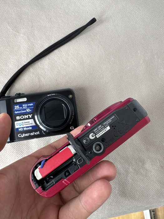 Цифровий фотоапарат Sony Cyber Shot DSC-H70