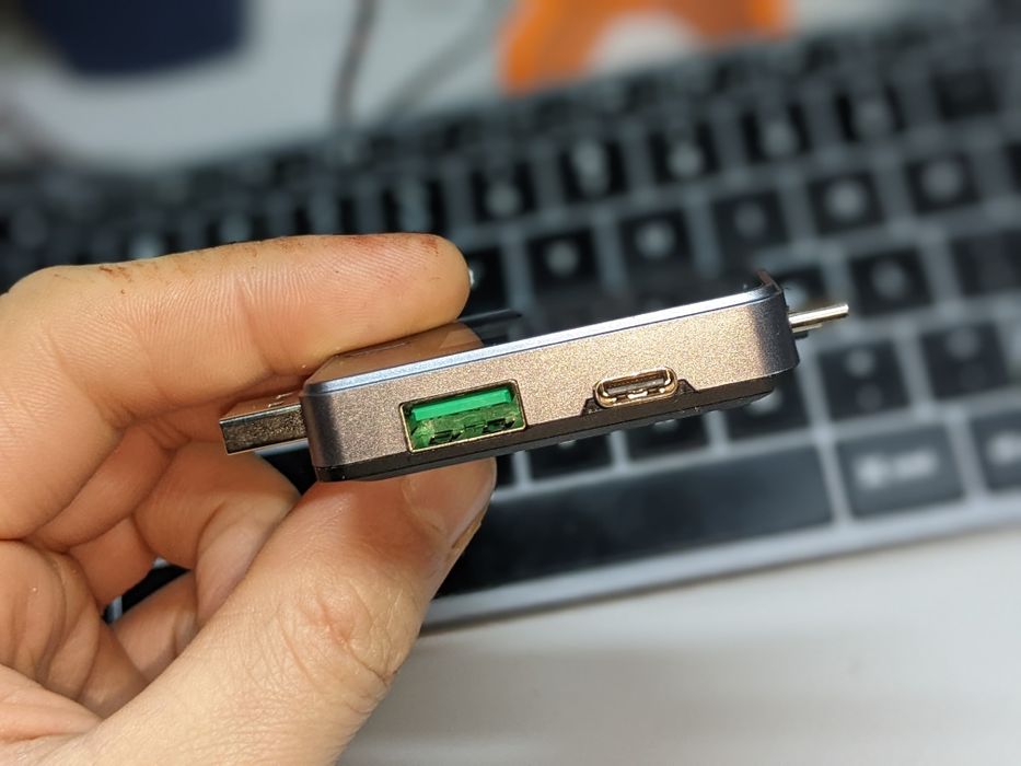 USB тестер Fnirsi FNAC-28