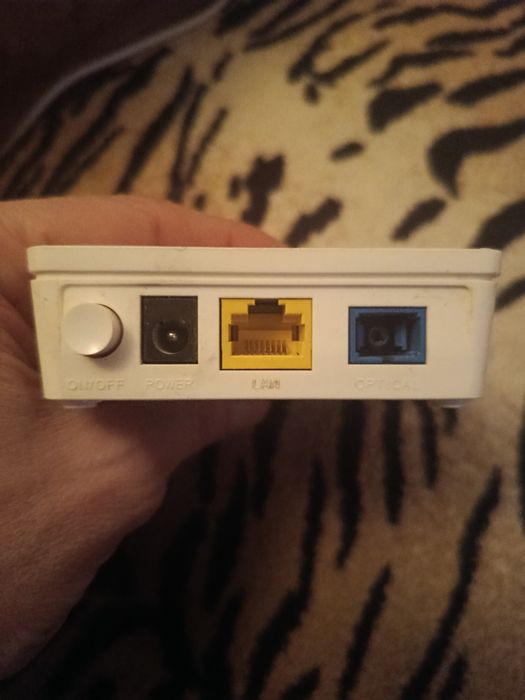 Абонентский оптический сетевой терминал GPON Huawei HG8310М (ONU)