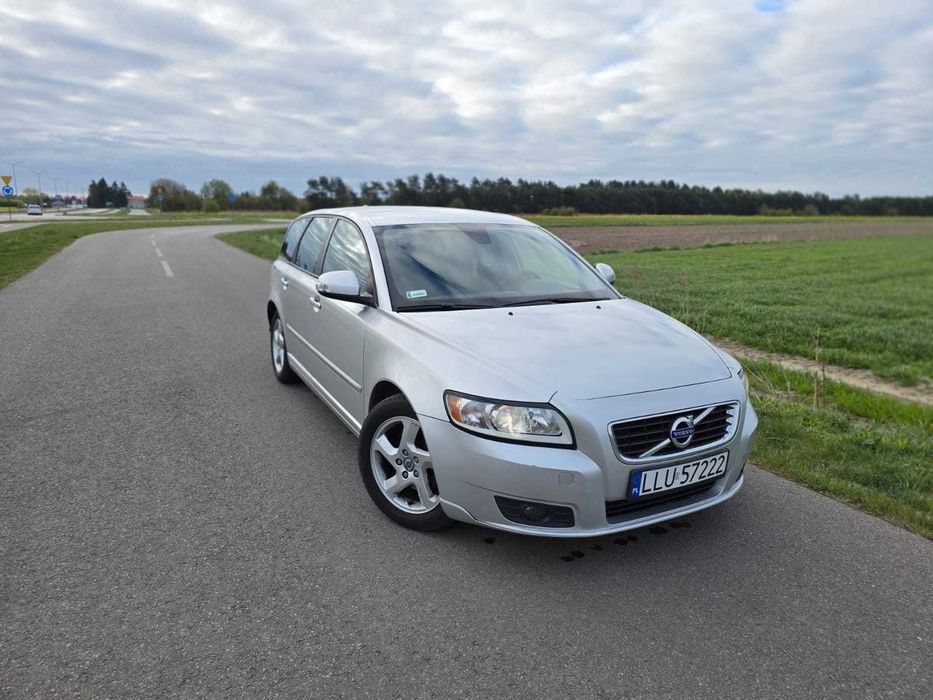 Volvo V50