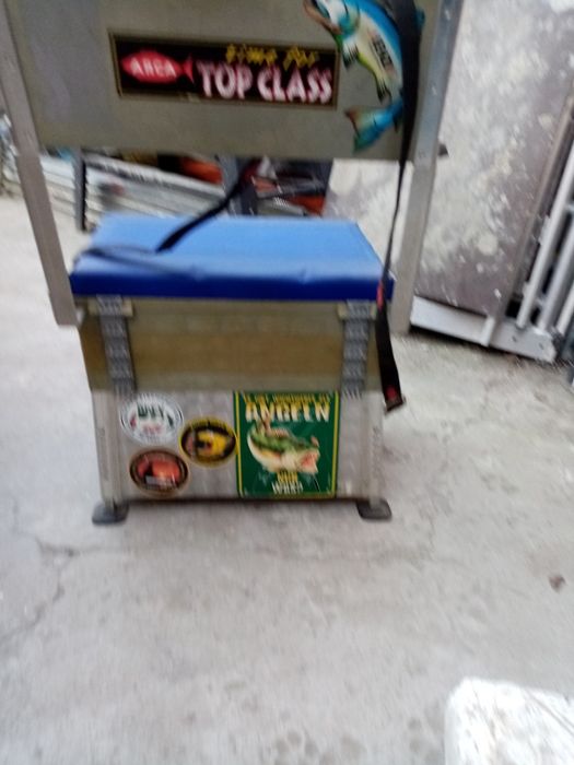Fotel Skrzynka wędkarska