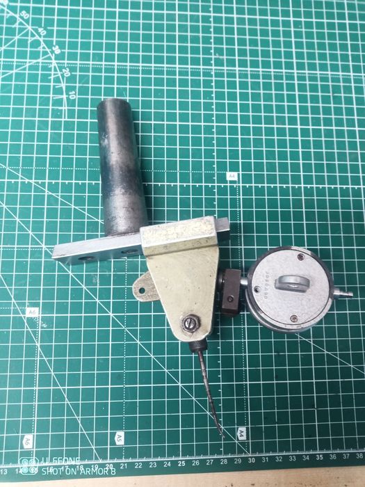 Центроискатель км4