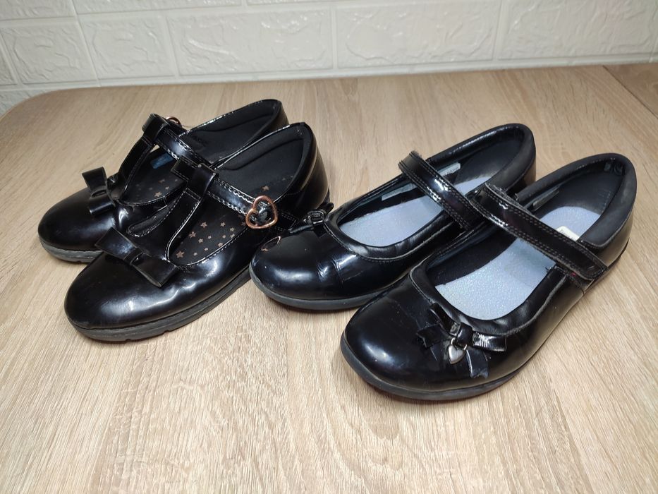 Туфельки для дівчинки