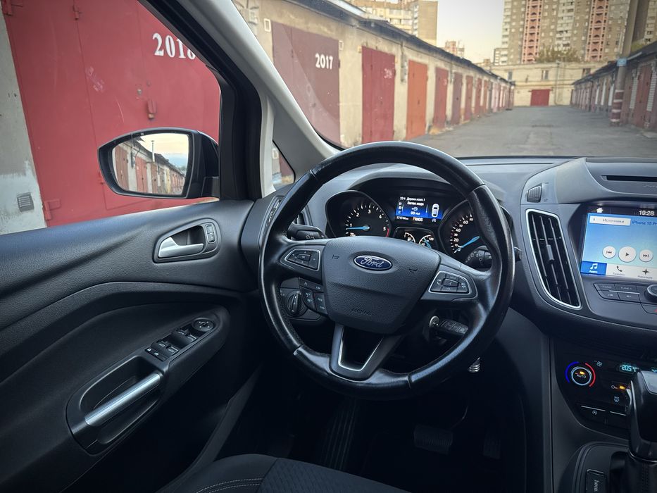 Ford Grand C-Max 2017 VIN WF0WXXGCEWHB28682 фото оголошення 2 з 24