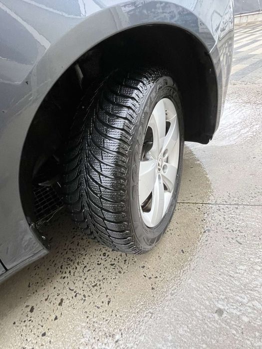 Фабія 2 1.6 бензин