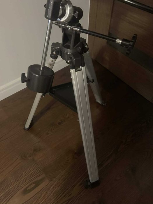 Teleskop/Luneta od sky watcher model bk 709 eq1