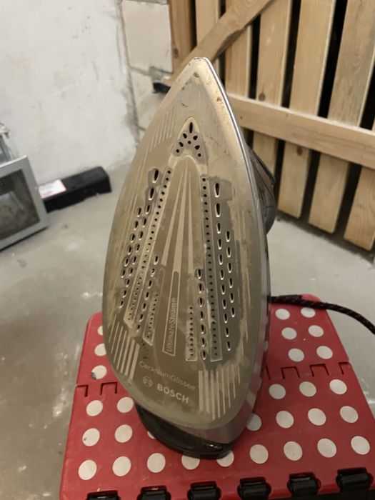 Żelazko Bosch z serii Sensixx’x DI90 w pelni sprawne