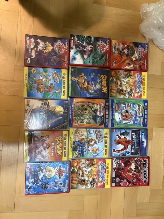 15 plyt dvd bakugan/scooby doo