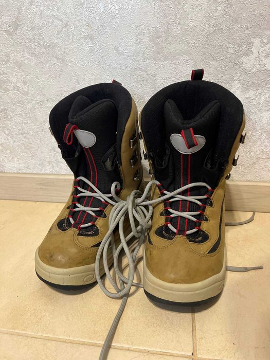 Дитячі боти для сноуборда 36 розмір