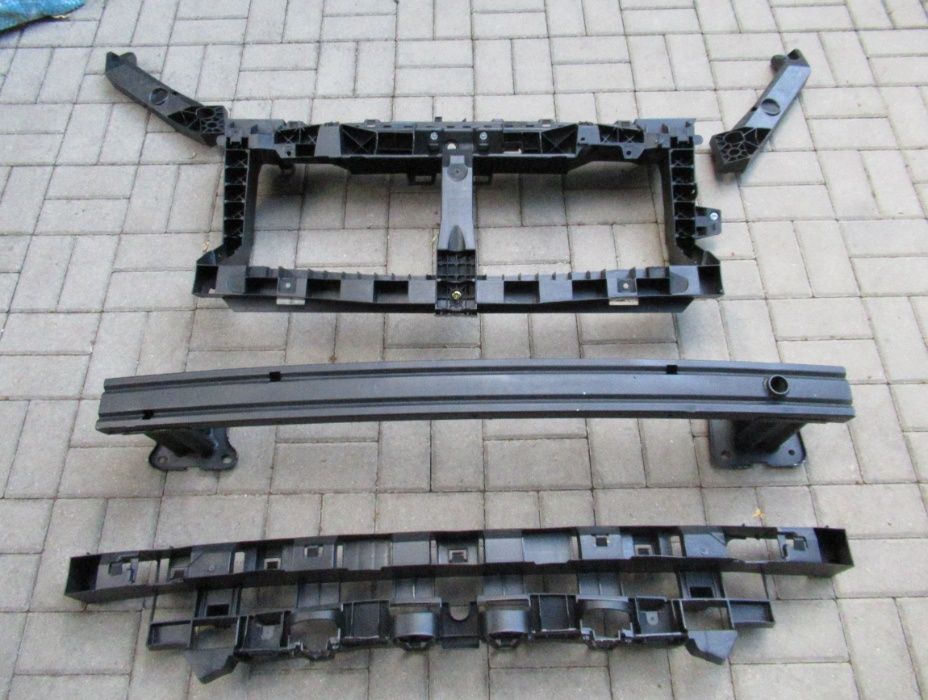RENAULT TRAFIC III 2014 - belka + pas przedni + wzmocnienie