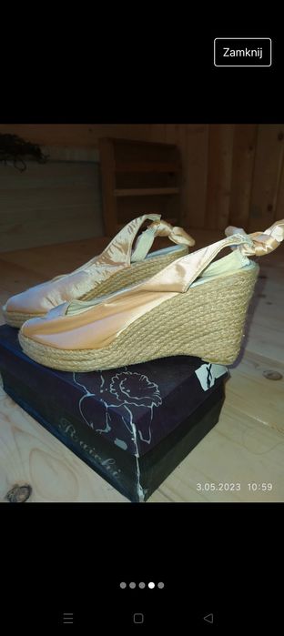 Sandałki na koturnie , 39