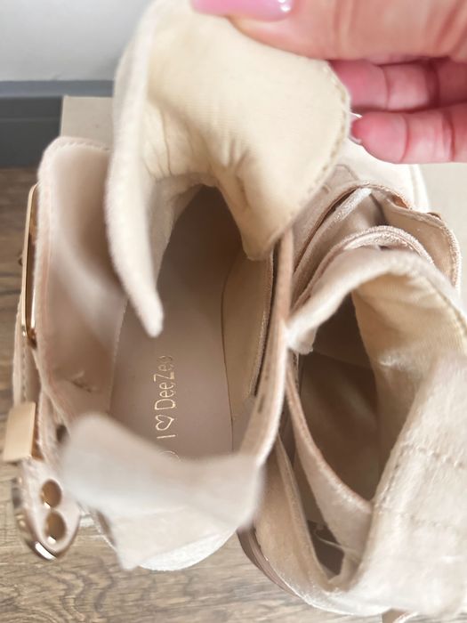 Черевики з відкритим верхом Deezee