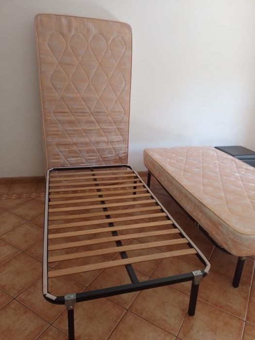 Cama de solteiro
