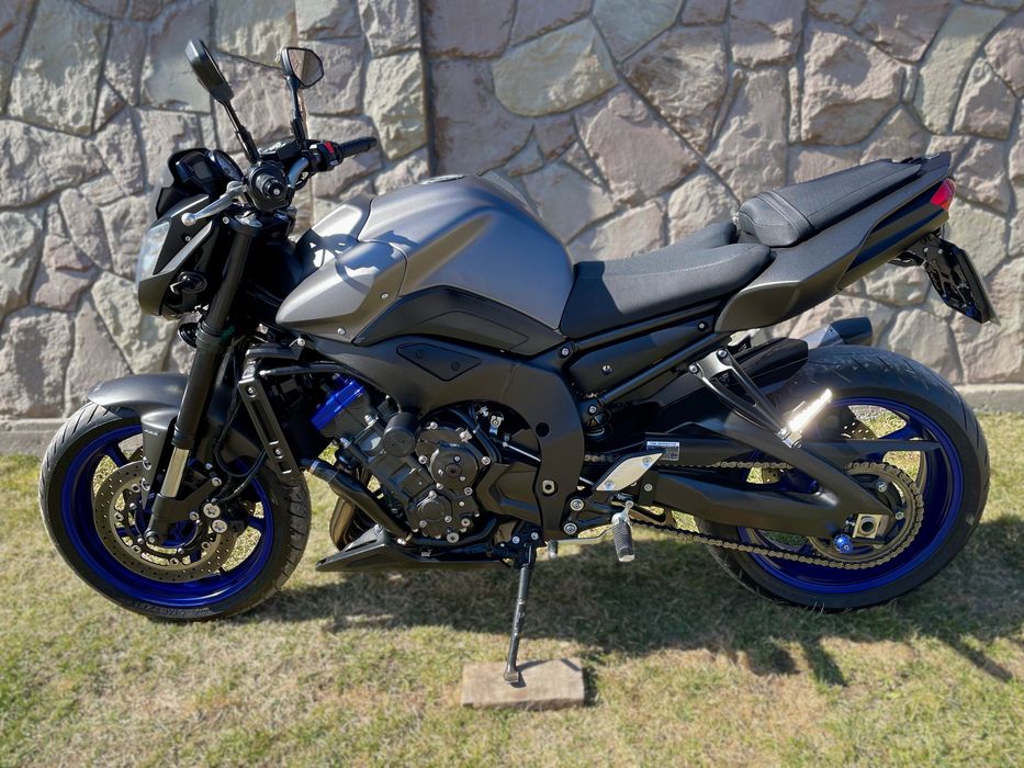 Мотоцикл Yamaha FZ8 Файзер