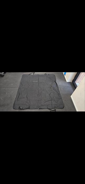 Tapete de cão para o carro