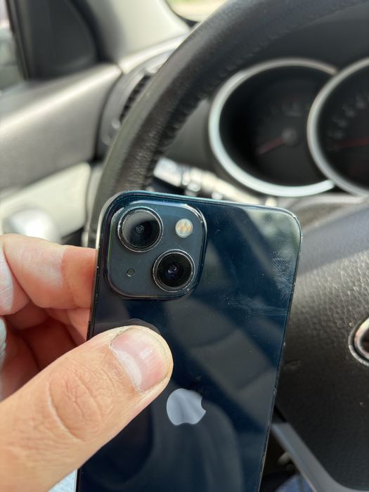 Продам свій айфон 13/128 стан на фото iphone 13/128