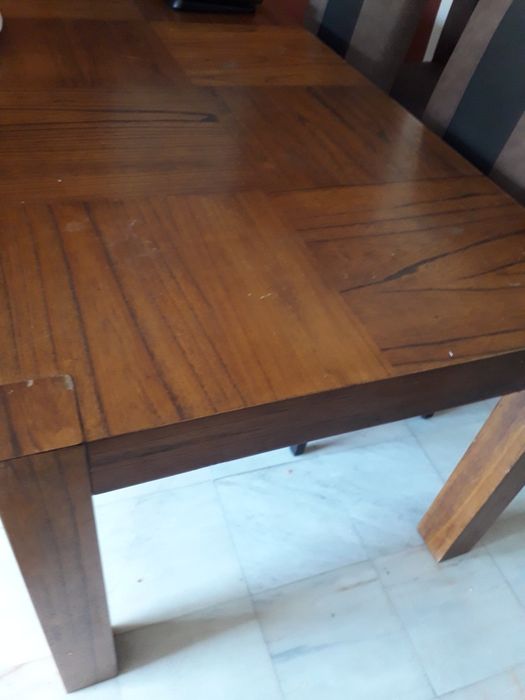 Dining Table435605581207982081