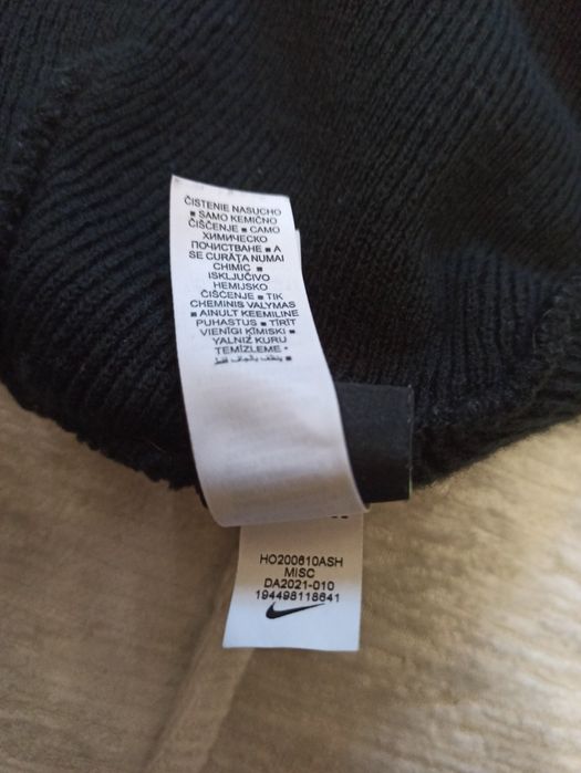 Шапка nike u nsw cuffed beanie fut flash (da2021-010)
