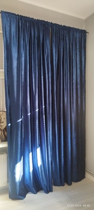 Granatowe grube zasłony śliczne