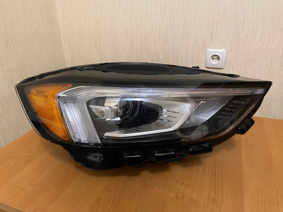 Фара передня права Ford Edge (2019–2024, США) LED ДХО