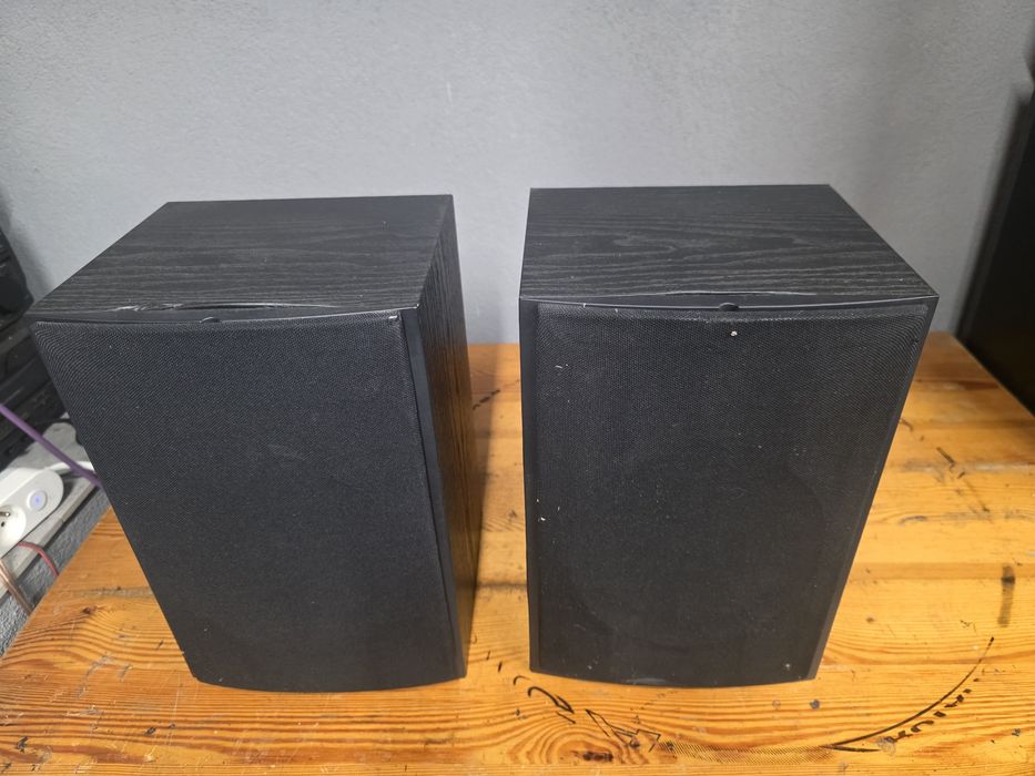 Wharfedale Diamond 8.1 – kolumny stereo, sprawne, maskownice