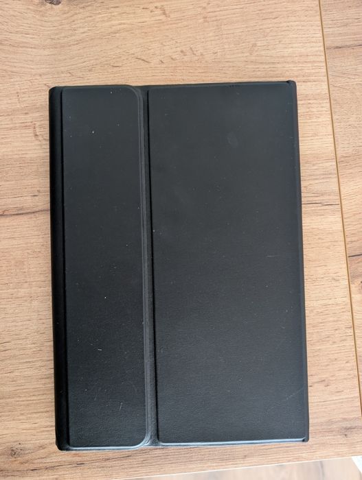 Capa tablet com teclado