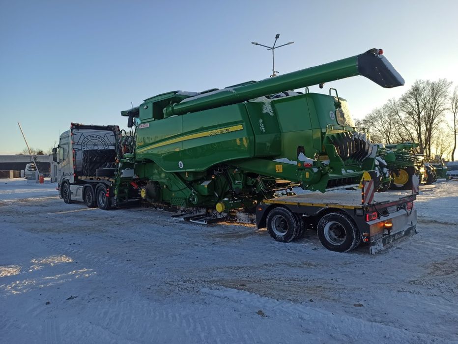 Transport kombajnów sieczkarni opryskiwaczy dźwigów harvester domków