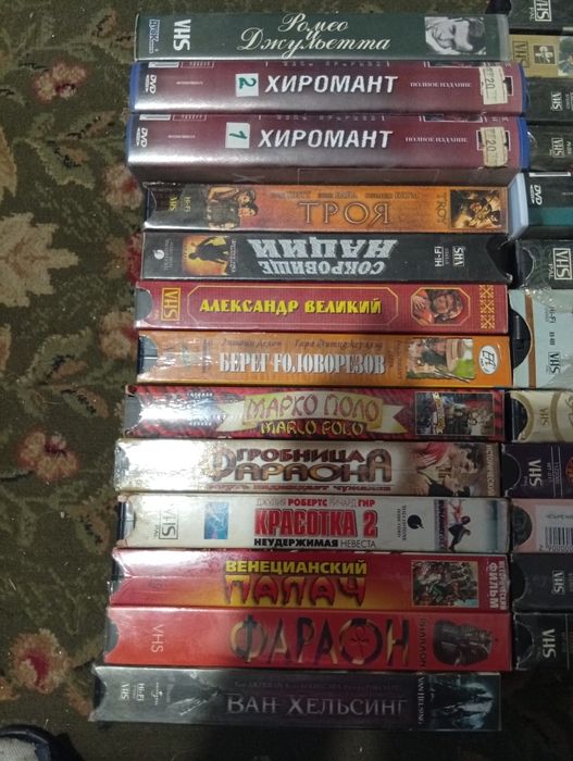 Відеокасети стан нових