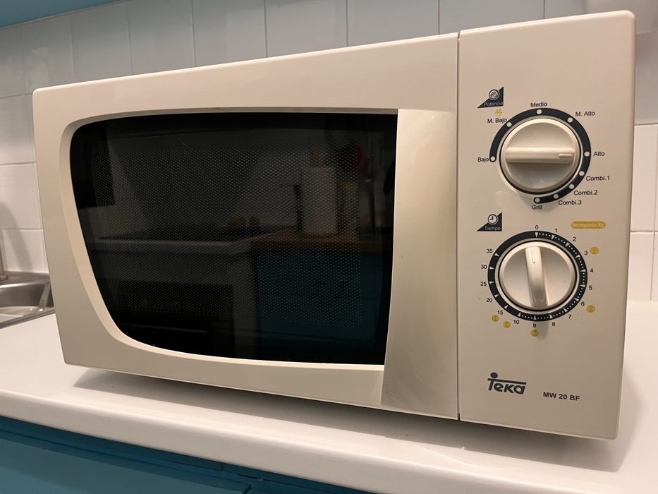 Micro-ondas Teka MW 20 BF