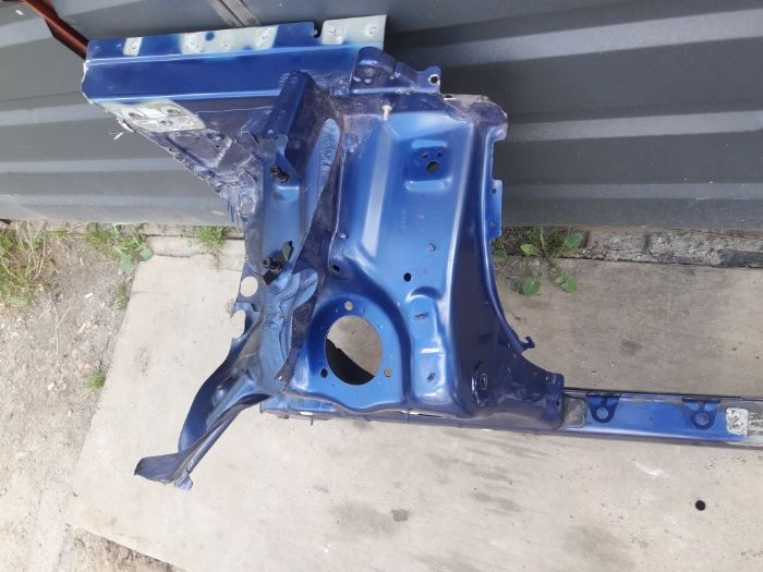 touareg 7P ланжерон лівий 2010-