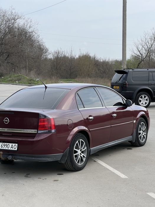 Opel Vectra C 2004 2.2