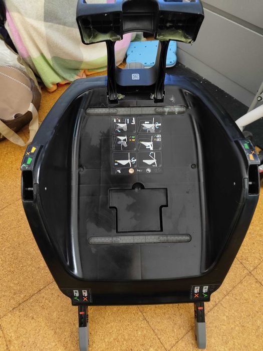 Carrinho Bebé + base isofix + ovo