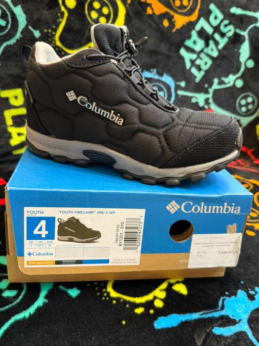 Columbia дитяче зимове взуття в ідеальному стані