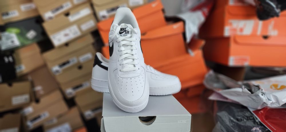 Кроссовки Nike Air Force 1 07. Розмір 41-44