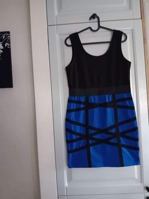 Boohoo śliczna sukienka jak nowa M