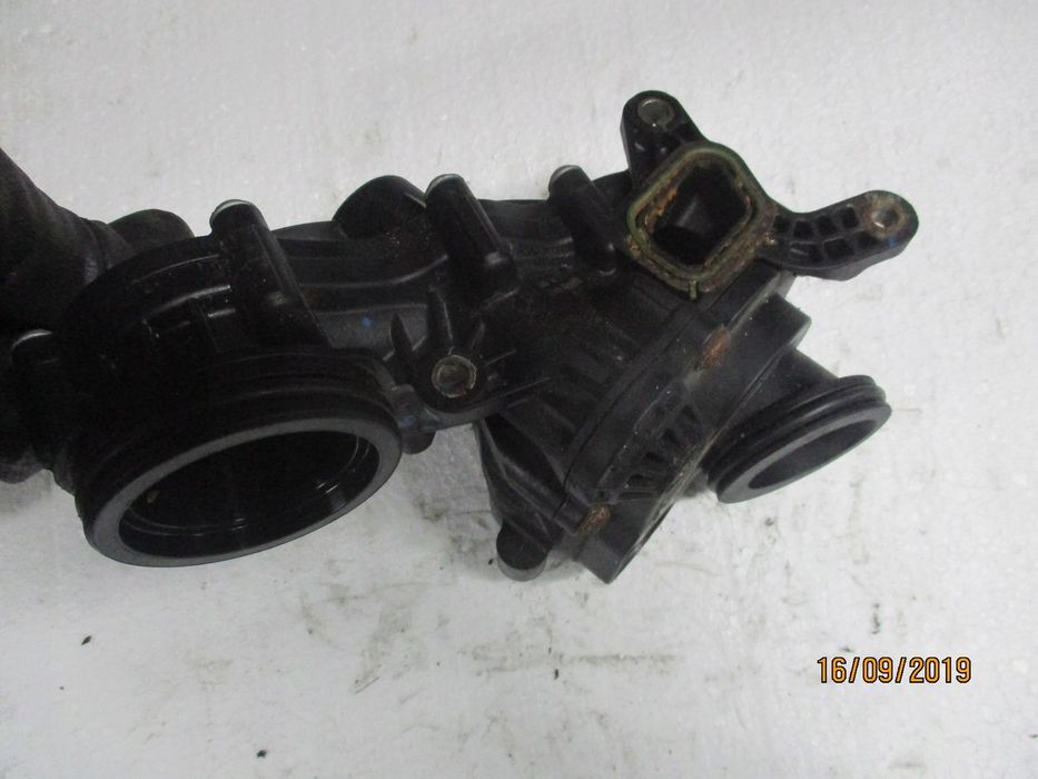 OBUDOWA TERMOSTAT 059121111CA