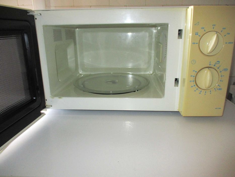 Microondas Samsung M1719N Micro-ondas