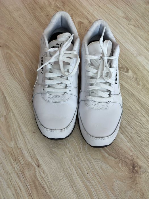Białe buty Puma 45