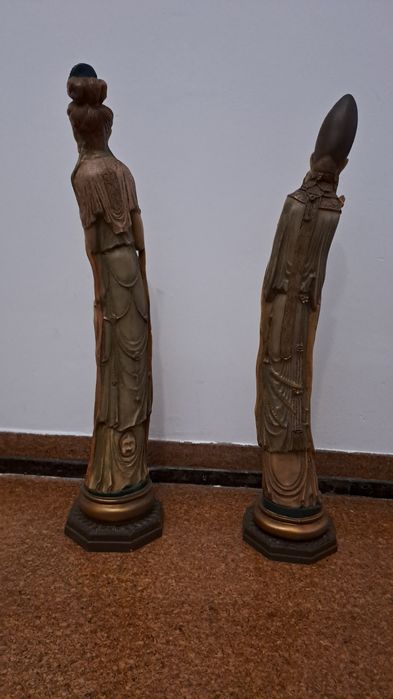 Par de Estatuetas Orientais Grandes (63cm) – Estilo Marfim Antigo