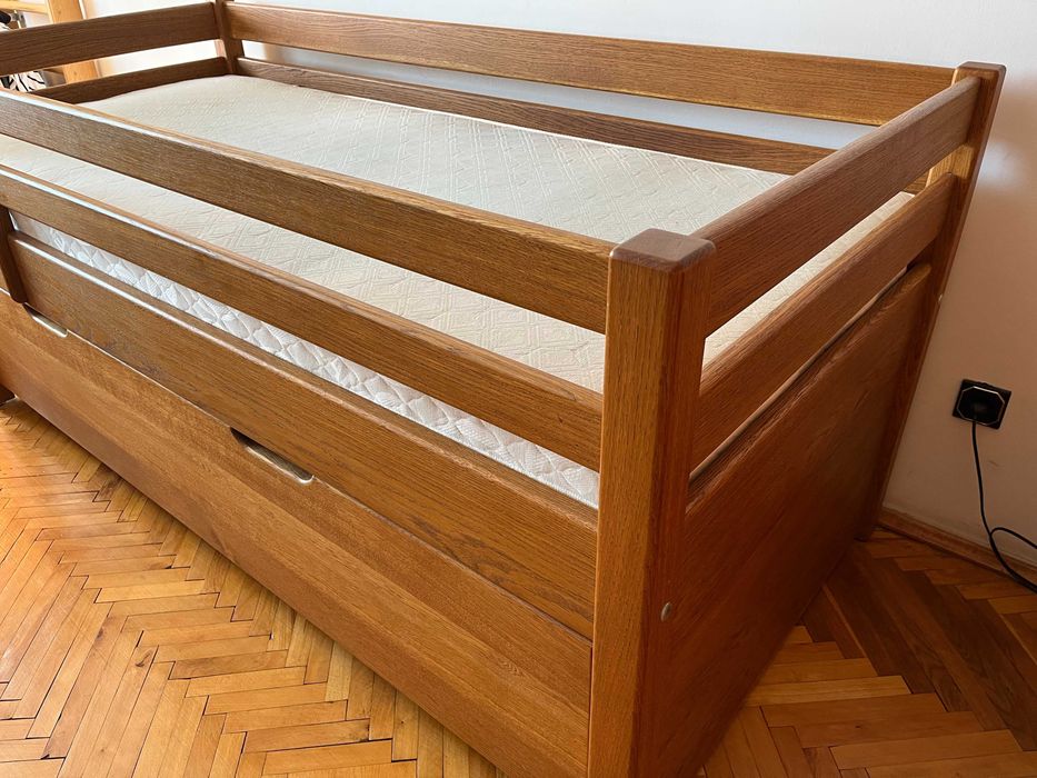 Ліжко дубове з масиву двохярусне