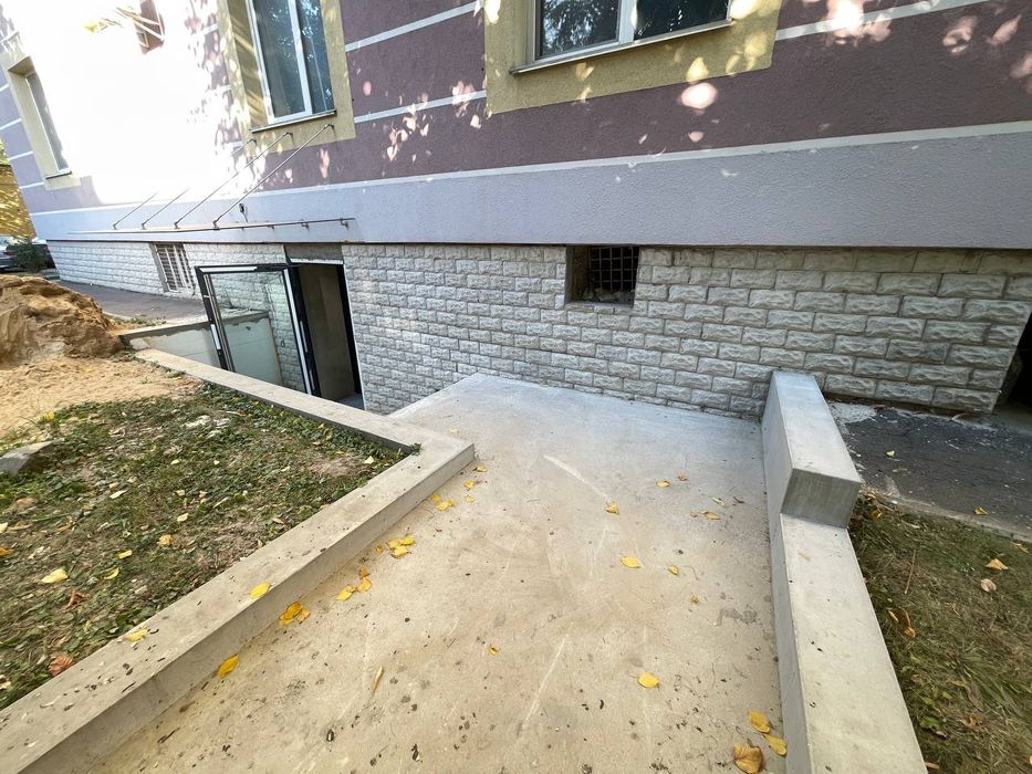 Продається нежитлове приміщення! Вул. Тиха. Центр.