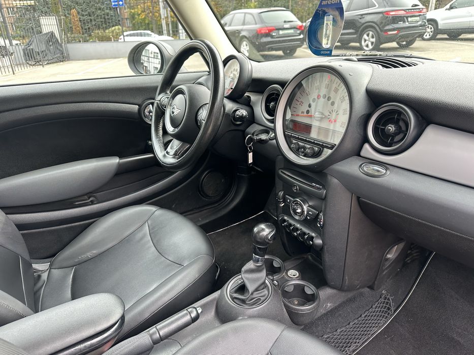 Продам Mini Cooper Clubman