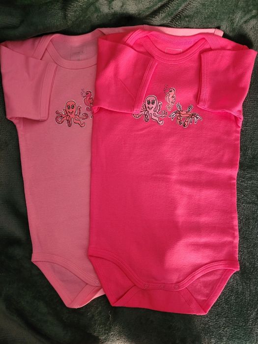 Nowe 2 sztuki body krótki rękaw rozm. 98 Name It