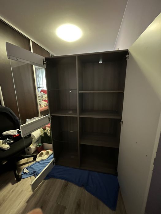 Szafka witryna podświetlana