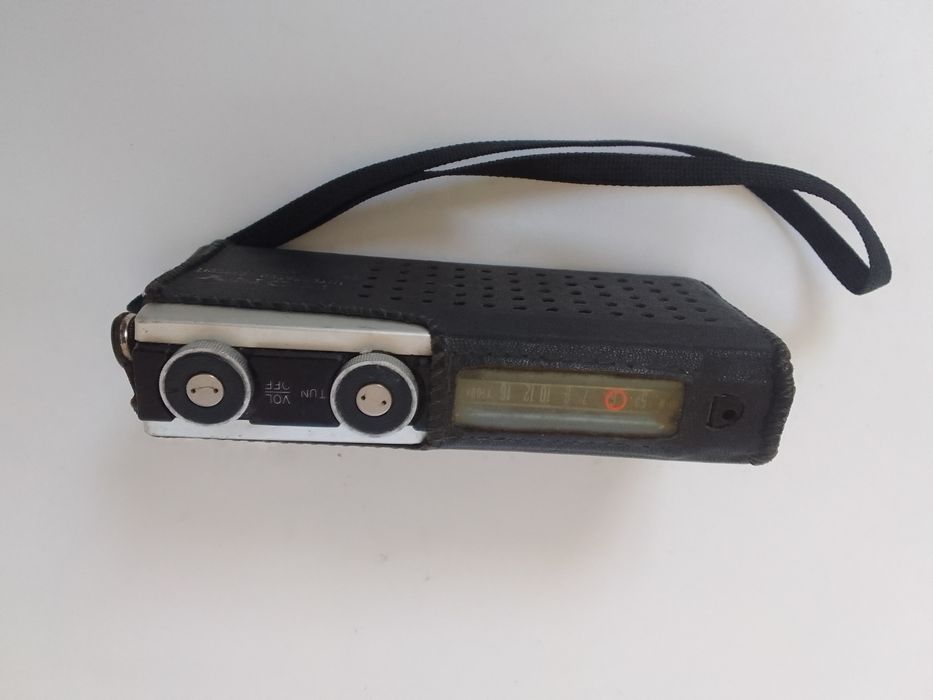 Rádio Sony ICR-200